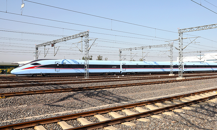 庞巴迪运输赢得了中国高速火车车的合同