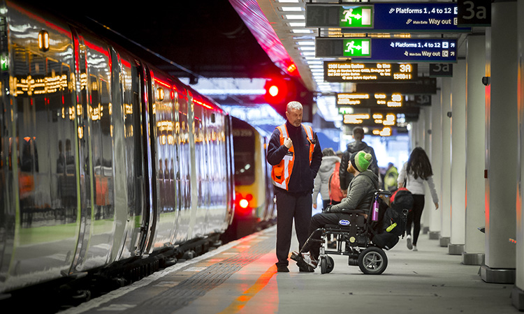 3万名英国铁路员工将接受残疾意识培训
