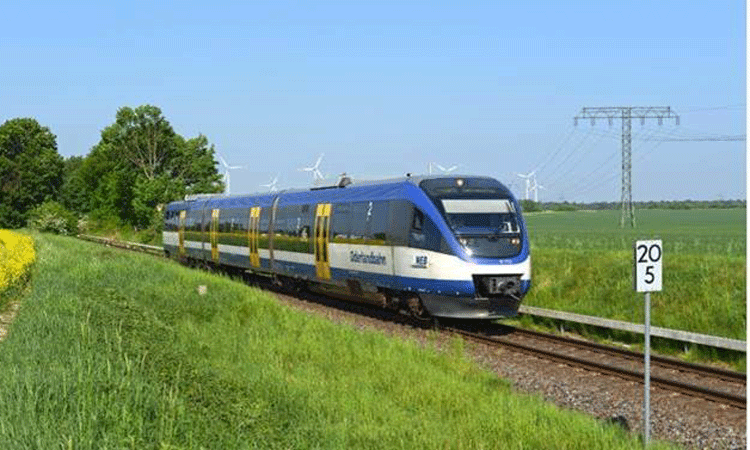 Niederbarnimer Eisenbahn从Alpha列车租赁额外的列车