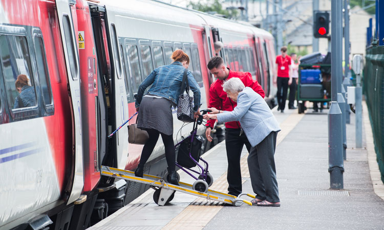 一款名为“乘客帮助”的应用推出，让人们更方便地乘坐铁路
