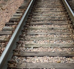 美国各地拟议的基础设施投资包括铁路项目