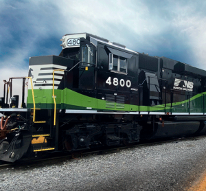 进步铁路公司和诺福克南方公司联合开发最新的4级机车