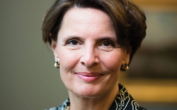 芬兰交通和通讯部部长安妮·伯纳(Anne Berner