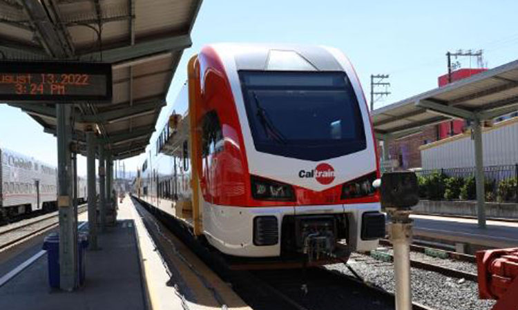 A Caltrain train at a station