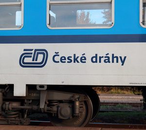 捷克铁路内陆线柴油多台机组招标公告
