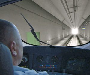 确保Fehmarnbelt固定的链路轨道和公路隧道的安全