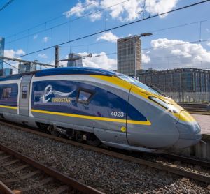 英国交通大臣赞扬新的欧洲之星直达列车