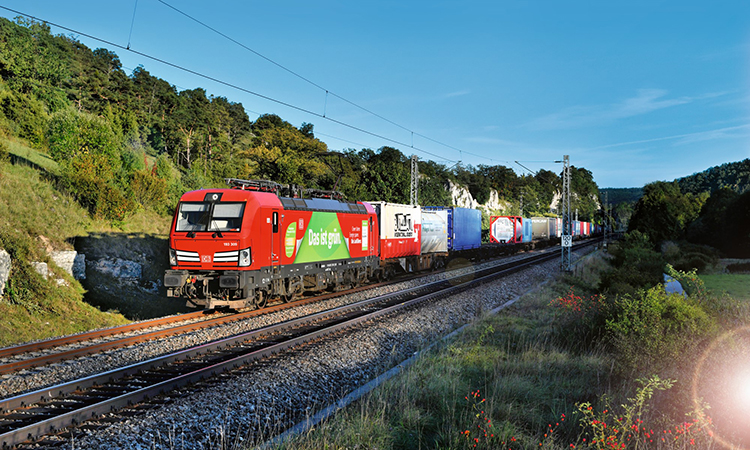 DB Cargo和Kombiverkehr KG合作，将更多货物转移到铁路