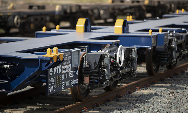 GB Railfreight从VTG Rail收到第一套多式联运货车