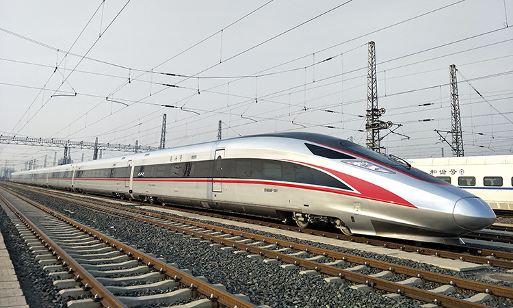 中国标准高速列车从庞巴迪运输