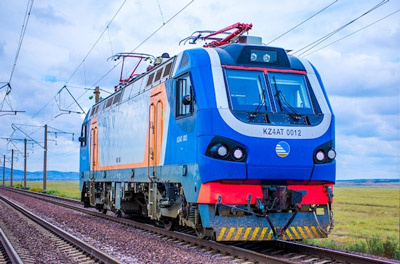 KZ4AT机车在哈萨克斯坦创下高速纪录