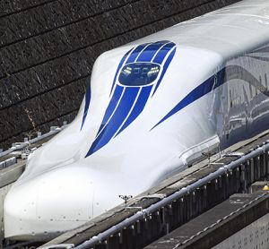 日本中央铁路公司L0系列SCMAGLEV列车的改进型。