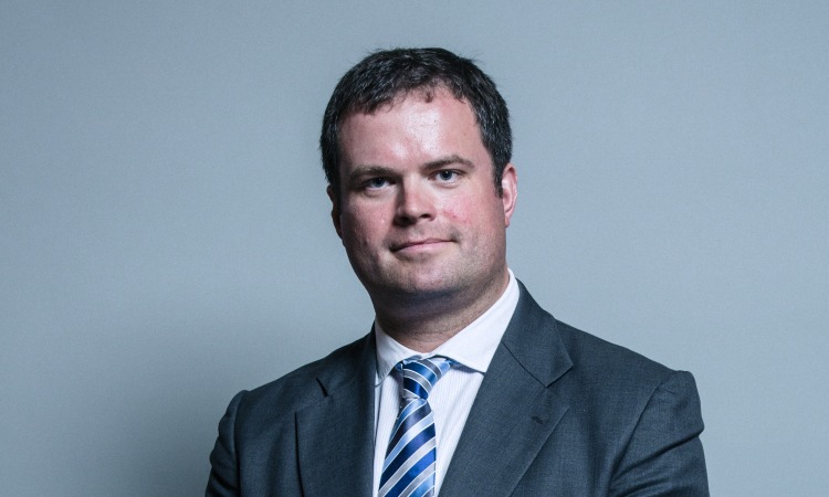 凯文·福斯特被任命为新任英国铁道大臣