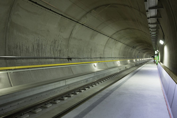 圣哥达基础隧道将为乘客和货物提供更大的容量和效率