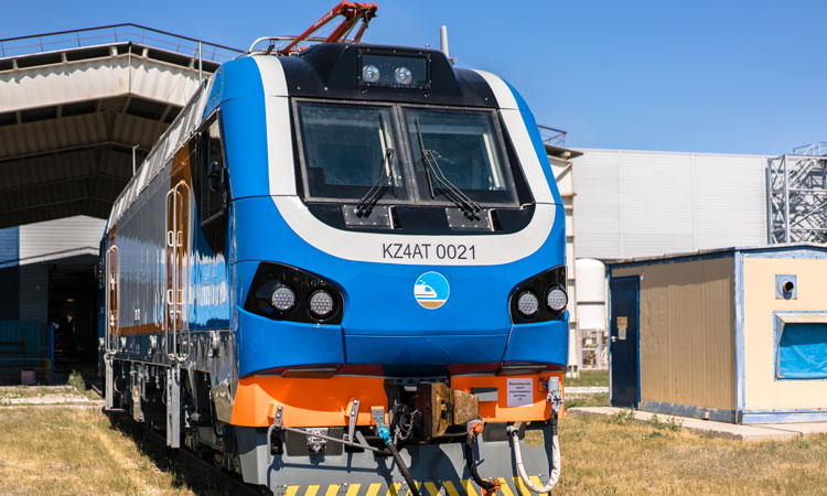 阿尔斯通委托第一辆哈萨克斯坦制造的机车