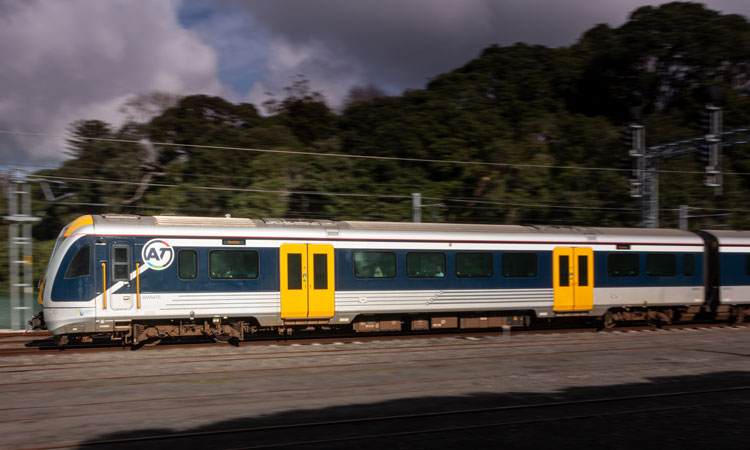 Auckland Metro计划电动Papakura和Pukekohe Rail Line
