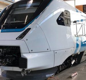 Bombardier完成了västtrafik的第一个Zefiro Express火车的建设