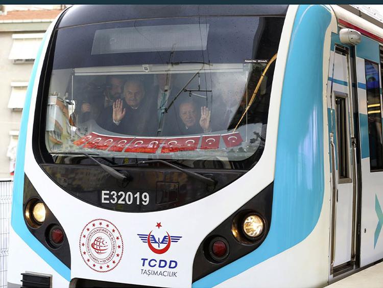 土耳其在Gebze-halkalı之间的通勤线是正式开放的