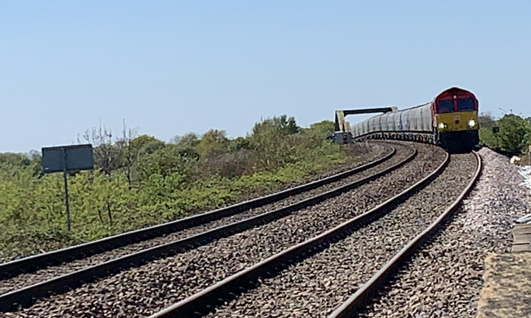 英国铁路网络重新开通了主要的货运线路