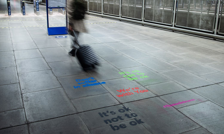 GTR在火车站推出“肯定艺术”，以支持弱势乘客