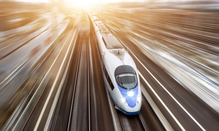 高速铁路在转换行业中公认的旅行中的作用