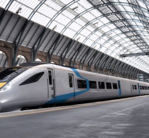 伦敦和爱丁堡之间新的城际高速列车正式开通
