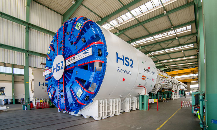 HS2的头两台隧道掘进机准备运往英国