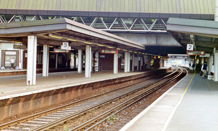 英国政府宣布拨款升级盖特威克火车站