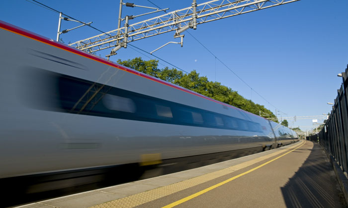 到2021年，英国铁路将新增7000节车厢