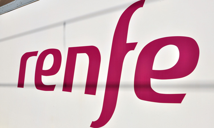 Renfe开始购买38辆混合动力车Cercanías列车
