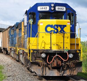 CSX EMD GP38-2S火车头4442在波茨坦，美国纽约州。
