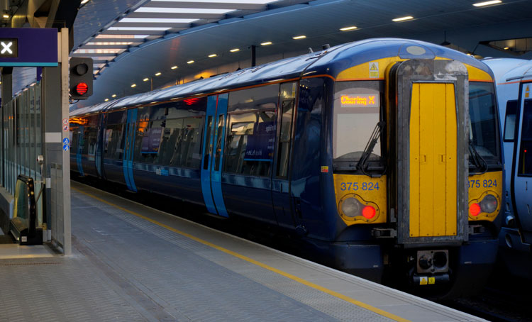 东南成为英国托克直接与乘客分享火车装载数据