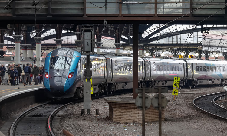 UK goverment to take over operating TransPennine Express