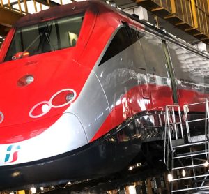 意大利铁路公司签署ETR500超高速列车车队支持合同
