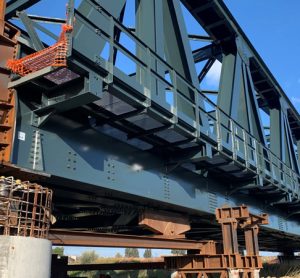 我们完成了Buttaceto高架桥的安装